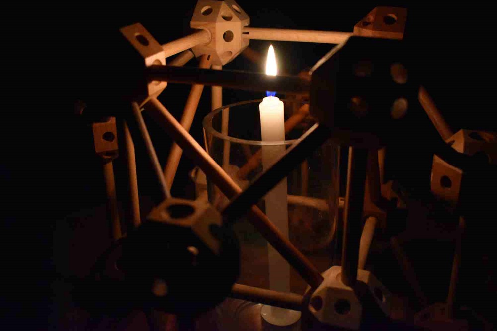 愛する人へ 幸せのお守り ★天地人Hugくむ★　無二の星★贈答品【麻生区岡上のご神木謹呈】たった１つのあなただけの星のようなお守り