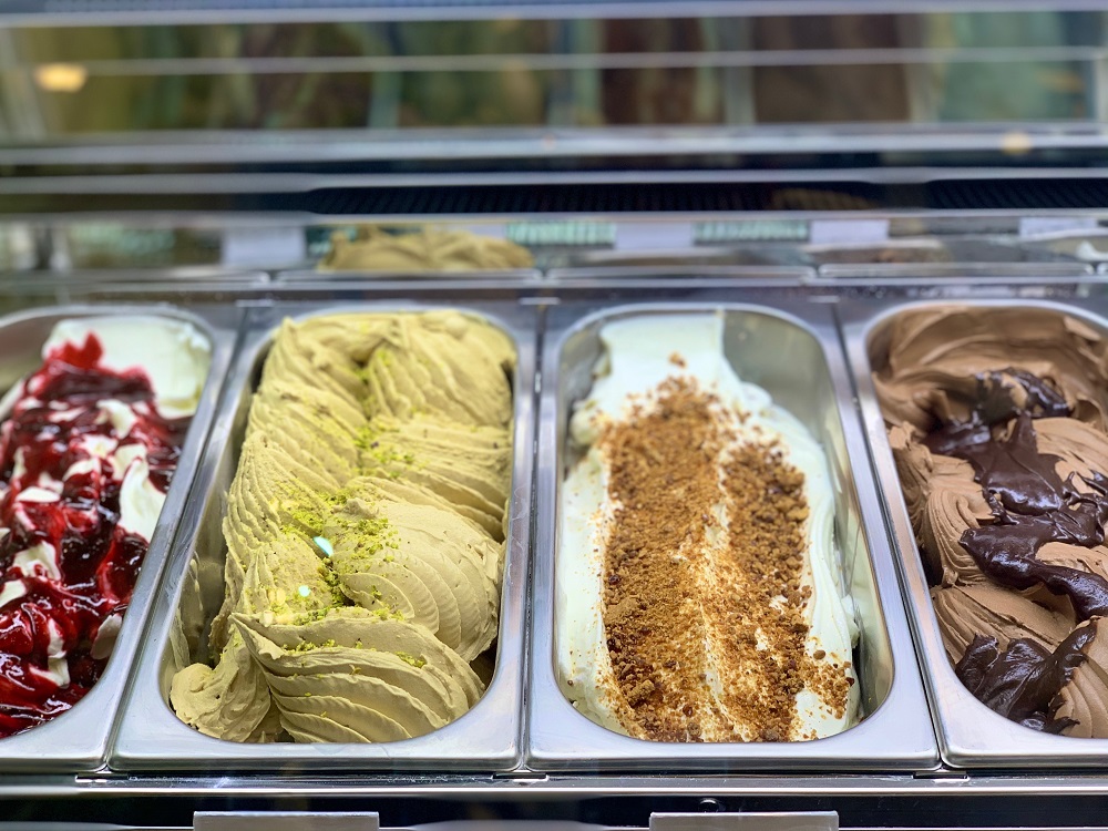 小さなジェラート工房「吉田ジェラート」が作るジェラートおまかせ８個セット