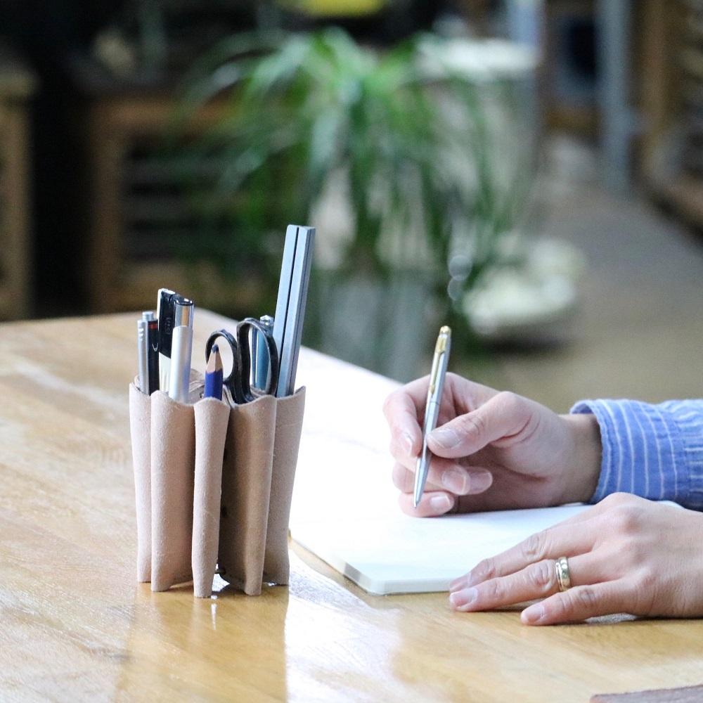 SKLO 床革のペンスタンド【Natural】