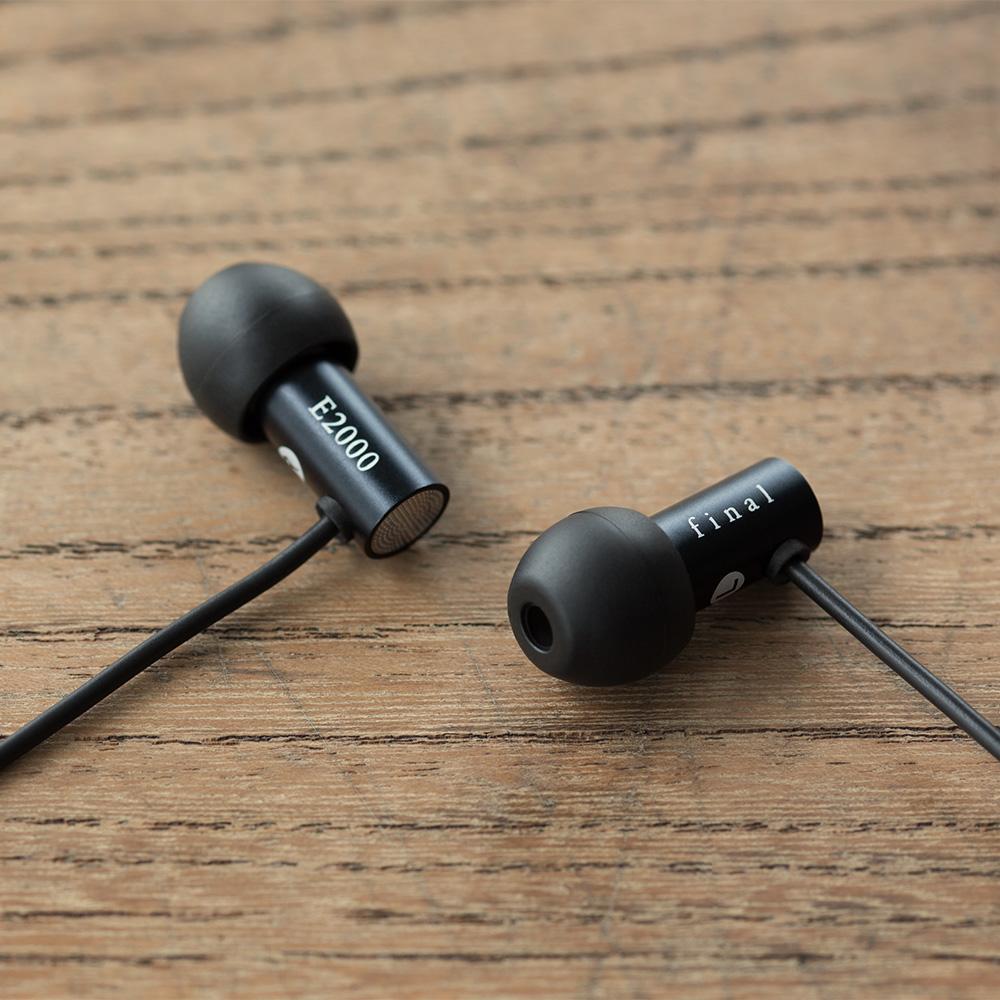 マイク付きハイレゾイヤホン final  E2000C MATT BLACK