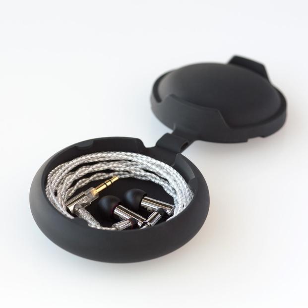 高音質有線イヤホン final E5000 MMCX シルバーコートケーブル付属