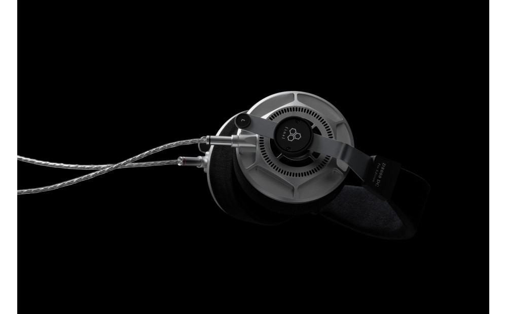 AFDS平面磁界型ヘッドホン final D8000 DC Pro Edition