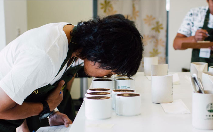 【全6回定期便】コーヒー豆 自家焙煎 深煎り エチオピア 200g×4 TSUKIKOYA COFFEE ROASTER ツキコヤ【株式会社RUINS】 [AKAD005]