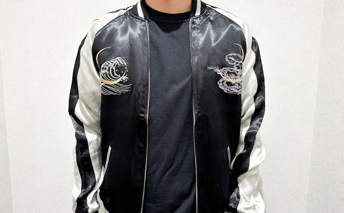 スカジャン 桜と白虎 刺繍　サイズはS・M・L・XL・XXL【有限会社エムシーハウス】 [AKAP011] Sサイズ