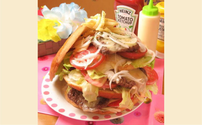 超ビッグバーガー＆横須賀ドリンク付 食事券【株式会社 ヒラノ ご当地レストランLAUNA】 [AKAZ005]