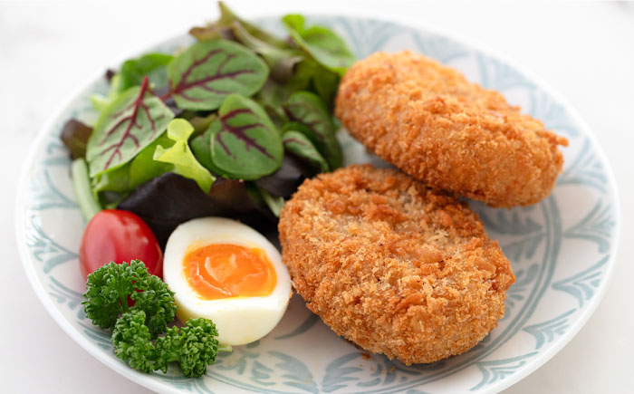 【全12回定期便】肉じゃがコロッケ 20個 1.7kg【有限会社丸伸商事】 [AKFH026]