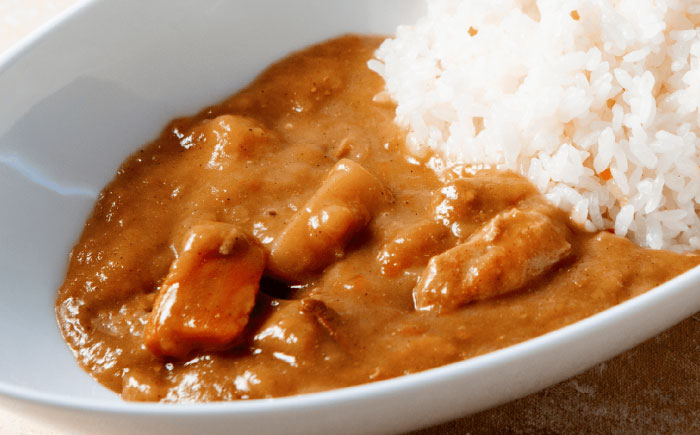 よこすか海軍カレーセット 200g×6箱【メルキュール横須賀】 [AKCF001]