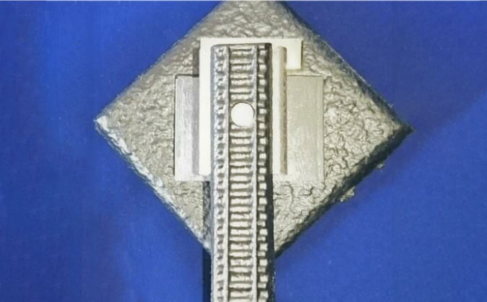 鉄道 軍港の街・横須賀の歴史につながる レール＆レール【横須賀商工会議所 おもてなしギフト事務局（株式会社イガエンジニアリングマテリアル）】 [AKDY001]