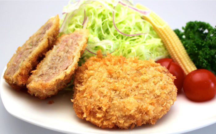 【全3回定期便】メンチカツ 20個 1.7kg【有限会社丸伸商事】 [AKFH042]