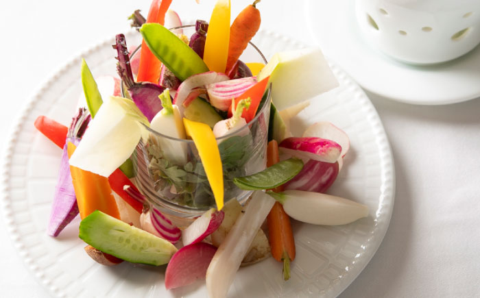 横須賀美術館観覧券＆レストランアクアマーレ食事券（ディナーコース/おひとり券）【横須賀美術館】 [AKBX002]