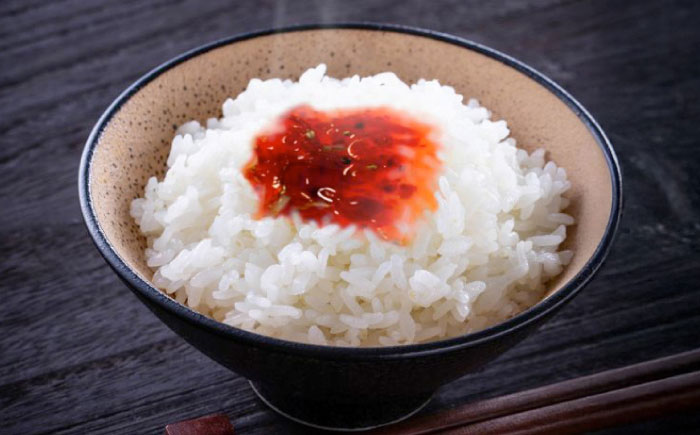 釜揚げひじき・横須賀しらすラー油セット（各2個/1個あたり140g）【中華居酒屋『じぇっと天』】 [AKCD004]