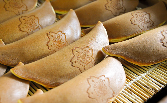 海上自衛隊コラボ「よこすか焼き」護衛艦パッケージ　5個入り　どら焼き　【有限会社いづみや】 [AKGK002]