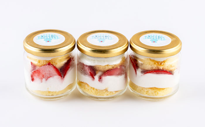 季の小瓶(ときのこびん) 季節のショートケーキ 3個入り 【パティスリーハダ】 [AKAM014]