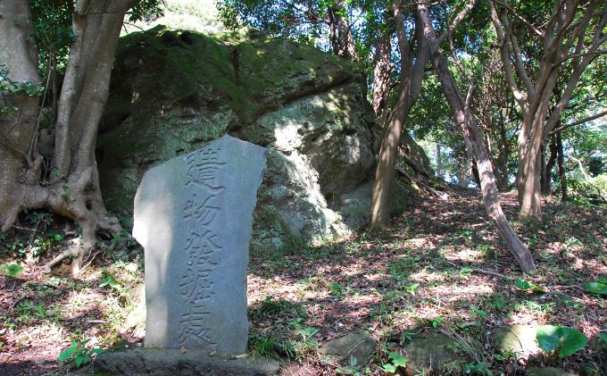 三浦一族ゆかりの地をタクシーで巡る 5時間コース3名様【芙蓉交通株式会社】 [AKAU007]