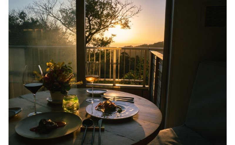 レストラン SOLIS 葉山牛フィレコース 2名様分×2セット【株式会社OBIETTIVO】 [AKCS001]