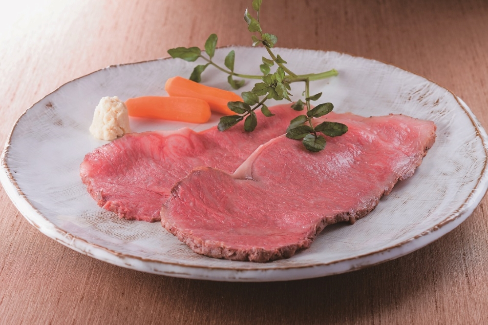 【定期便全6回】ローストビーフの店鎌倉山　黒毛和牛ローストビーフサーロイン・モモ | 肉 牛肉 モモ サーロイン ローストビーフ 黒毛 和牛 定期便 ふるさと納税 ギフト 鎌倉山  贈答 高級 食べ比べ モモ肉 セット 和牛サーロイン 和牛モモ 低温調理 ソース付き しっとり ジューシー 送料無料 神奈川 鎌倉