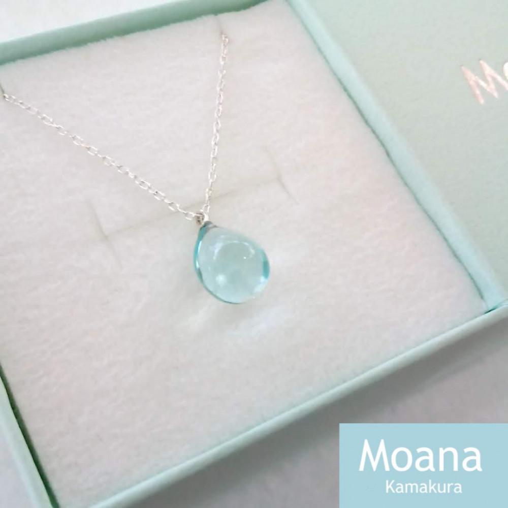 【Crystal Light Blue】タイニードロップネックレス