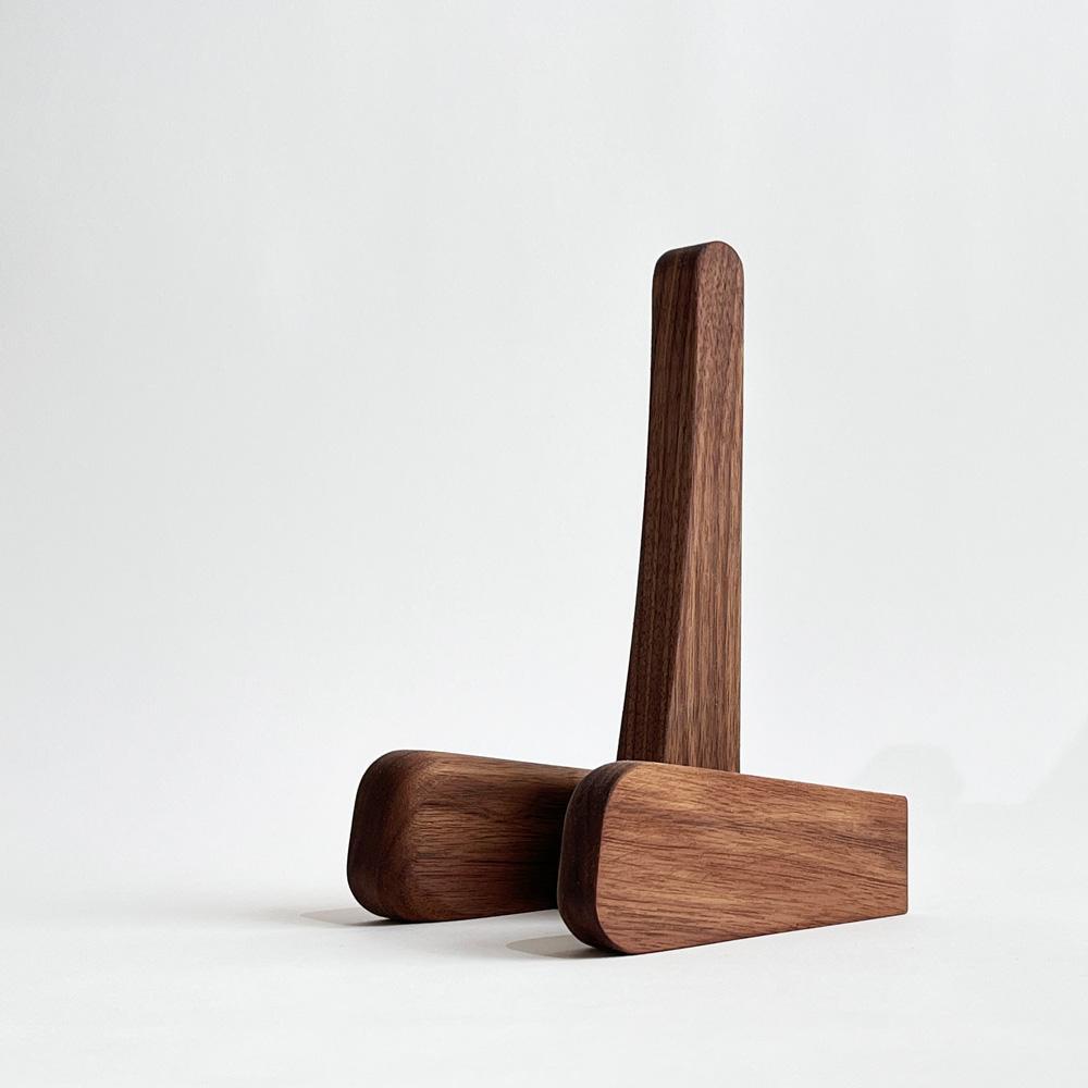 ウクレレスタンド【ウォールナット無垢材】