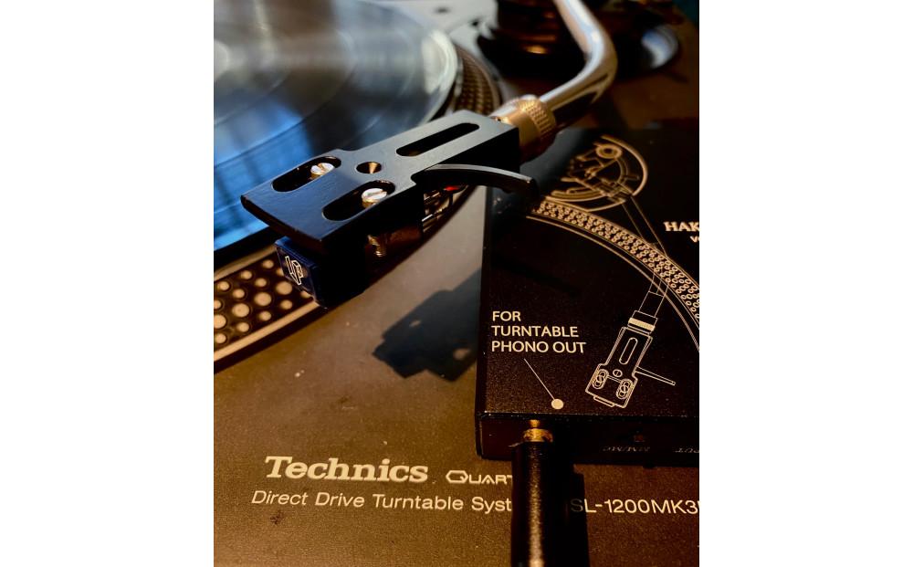 ポータブルアンプ　HAKU HAKUshin