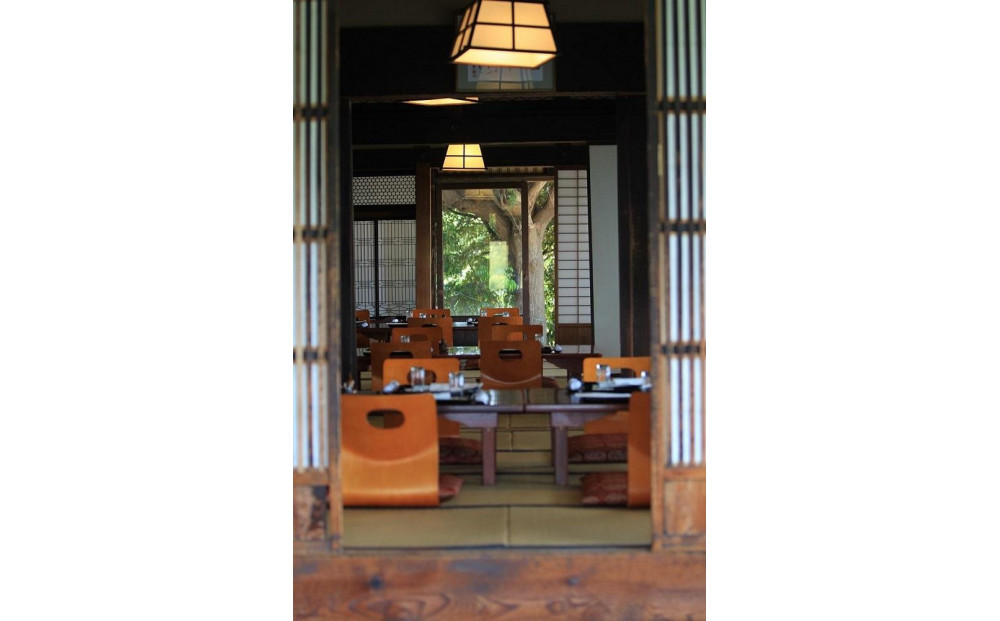 〈父の日ギフト〉鎌倉山「らい亭」会席「雅」ペア御食事券,神奈川の地酒300ml1本付き