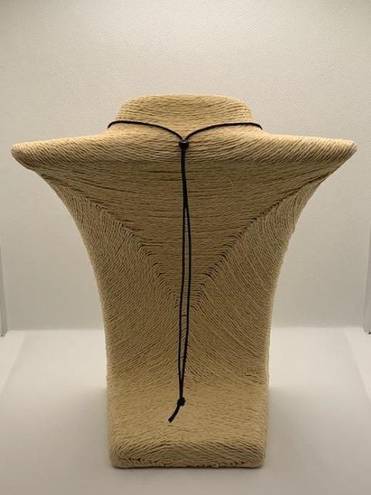 鎌倉彫ペンダント 　黒