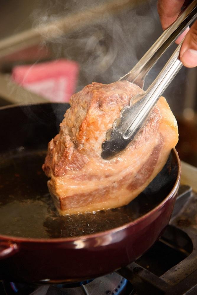 ビストロアンパサンドのディナーペアチケット