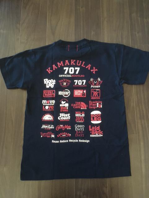 鎌倉ブランドの老舗「KAMAKULAX」の定番オリジナルALL LOGO Ｔシャツ【ネイビー】Mサイズ