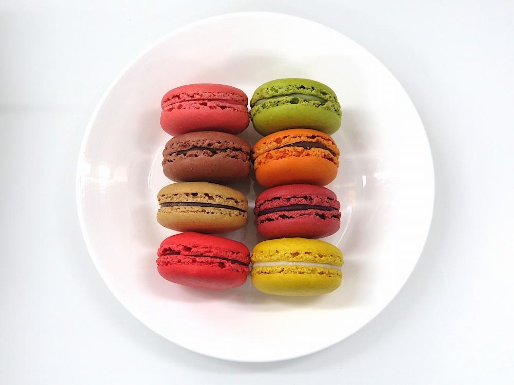 グランディールアンサンブル 　ケークオショコラオランジュ（1本）・マカロン（8個）セット | スイーツ マカロン ケーキ セット 人気 おすすめ 洋菓子 ショコラ ギフト プレゼント 送料無料 神奈川 鎌倉