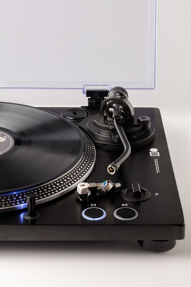 レコードプレーヤー　HAKU HTT-1100