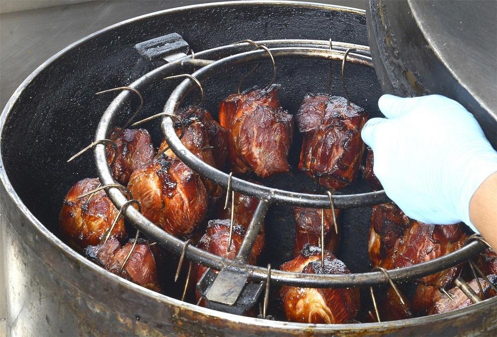 期間限定【お正月にお薦め／年末お届け】鎌倉 稲村亭 炭火焼豚５本入セット（5本・計900ｇ）