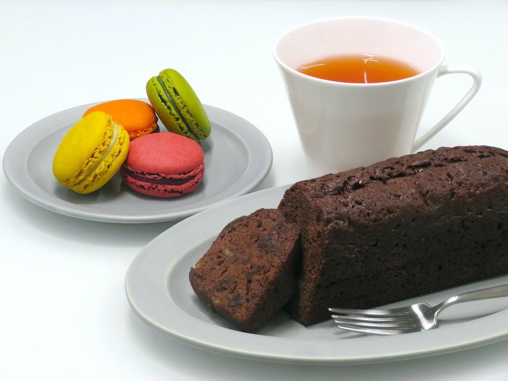 グランディールアンサンブル 　ケークオショコラオランジュ（1本）・マカロン（8個）セット | スイーツ マカロン ケーキ セット 人気 おすすめ 洋菓子 ショコラ ギフト プレゼント 送料無料 神奈川 鎌倉