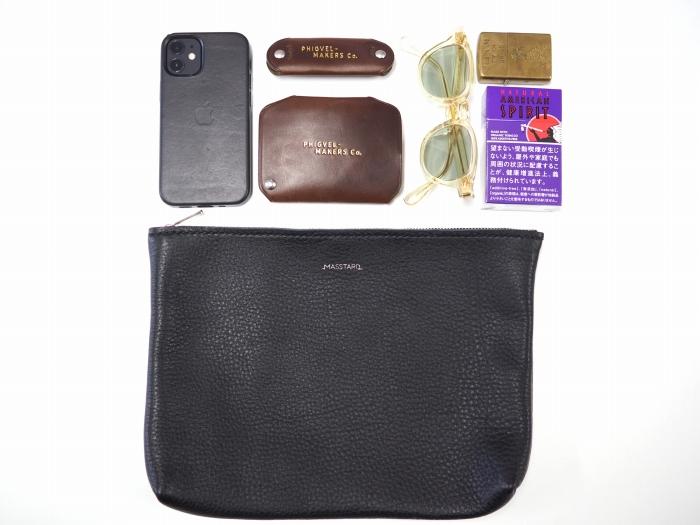 MASSTARD -MINIMAL LEATHER POUCH LARGE- BLACK