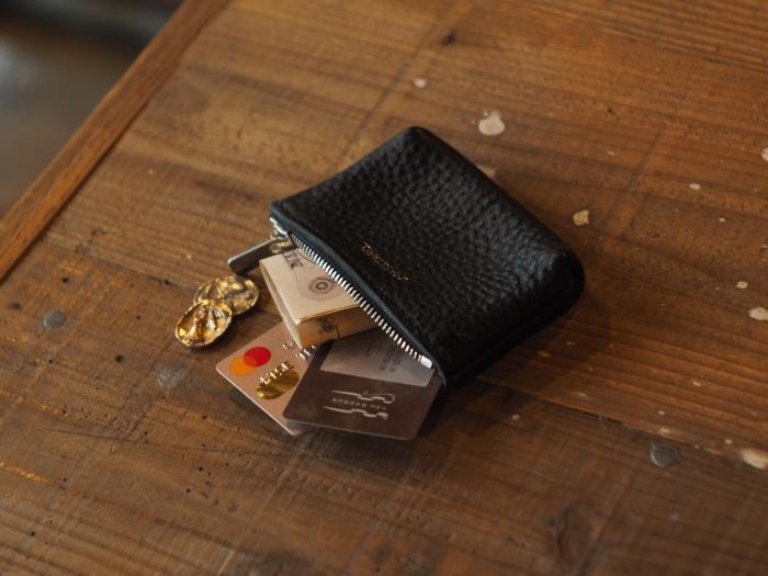 MASSTARD -MINIMAL LEATHER POUCH PETIT- BLACK