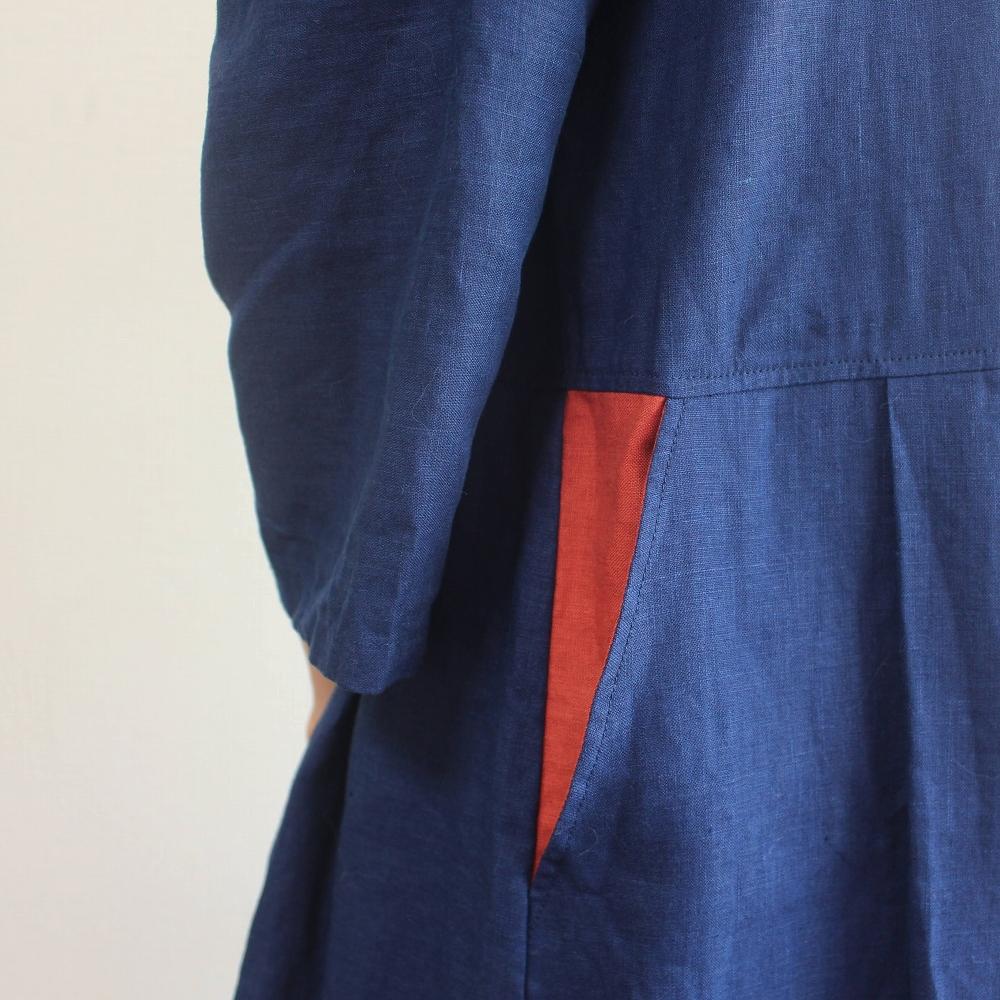 北鎌倉のアトリエよりお届け　フレンチリネンタックワンピース