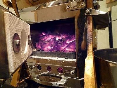 自家焙煎炭焼珈琲豆　ブレンドコーヒー豆400gと保存缶（豆）| コーヒー 焙煎 炭焼きブレンドコーヒー 人気 おすすめ コーヒー豆 自家焙煎 香り高い 保存缶 ギフト プレゼント 送料無料 神奈川 鎌倉