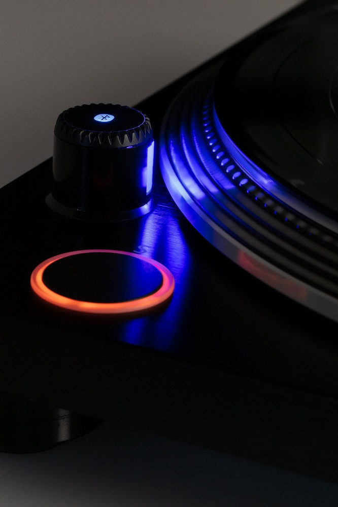 レコードプレーヤー　HAKU HTT-1100