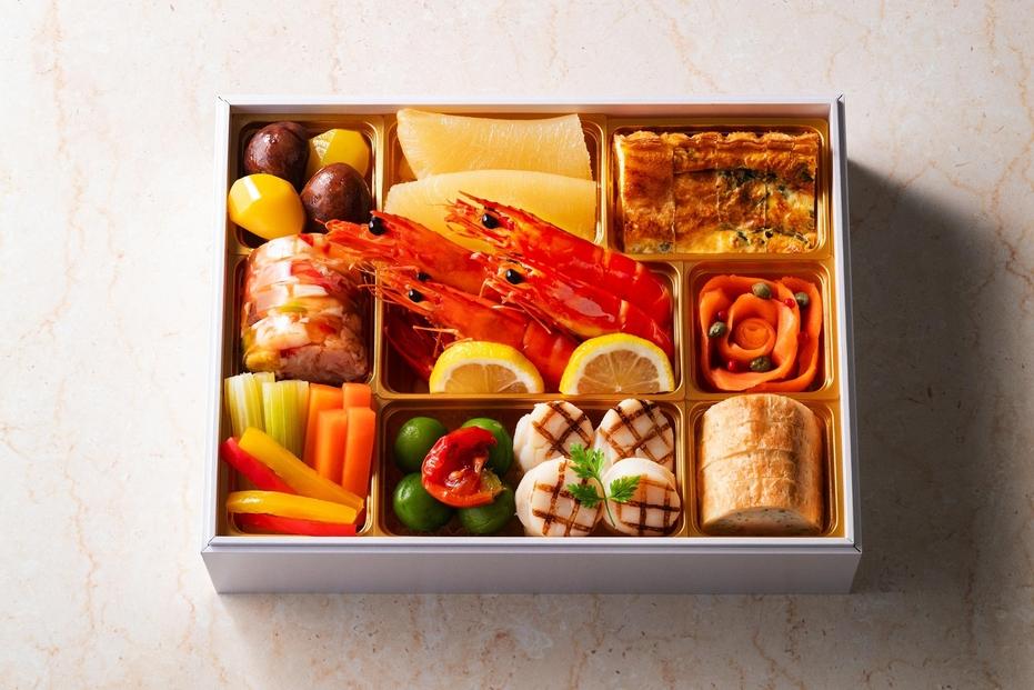 【ローストビーフの店 鎌倉山】洋風二段重おせち（4～5人前）