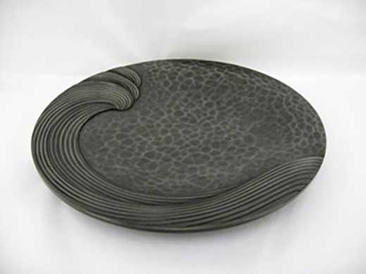 鎌倉彫博古堂  平皿　「波」