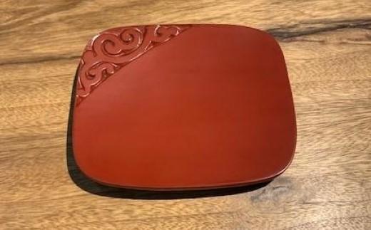 鎌倉彫　倶利文小皿　朱