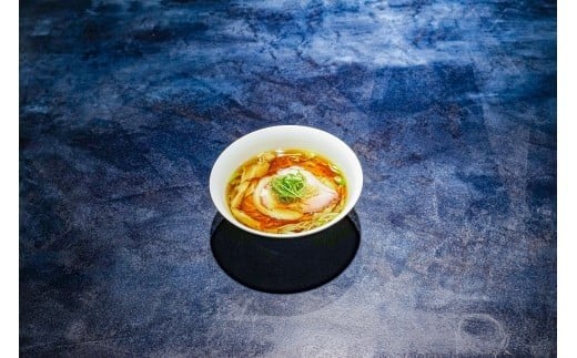 冷凍ラーメン 2種 焼売 セット うずとかみなり 藤沢市 食べログ ランキング 1位 百名店 選出 はじまりの二味 醤油ラーメン 塩ラーメン しゅうまい 醤油 塩 らーめん スープ 冷凍らーめん ラーメン 冷凍食品 拉麺 自家製麺 地鶏 魚介 チャーシュー 豚肉 四万十ポーク ramen 神奈川 湘南 藤沢