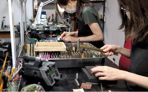 彫金 刻印 ペンダント トップ 制作 体験 コース 2名 初心者 SILVER シルバー 湘南 江の島