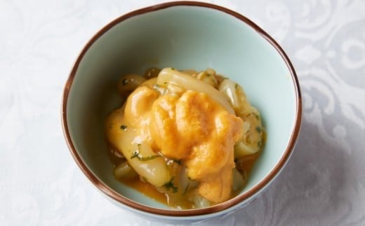 いか うに キムチ 360g  雲丹 イカ ウニ きむち 海鮮キムチ 冷凍 ミシュラン 姉妹店 食べログ 百名店 受賞 海鮮 逸品 濃厚 贅沢 食材 極上 つまみ 魚介類 珍味 肴 酒 あて 晩酌 漬物 惣菜 ご飯 おとも 江の島 名物 お土産 おもてなし 正月 高級 湘南 韓国料理 GOKAN 神奈川 藤沢