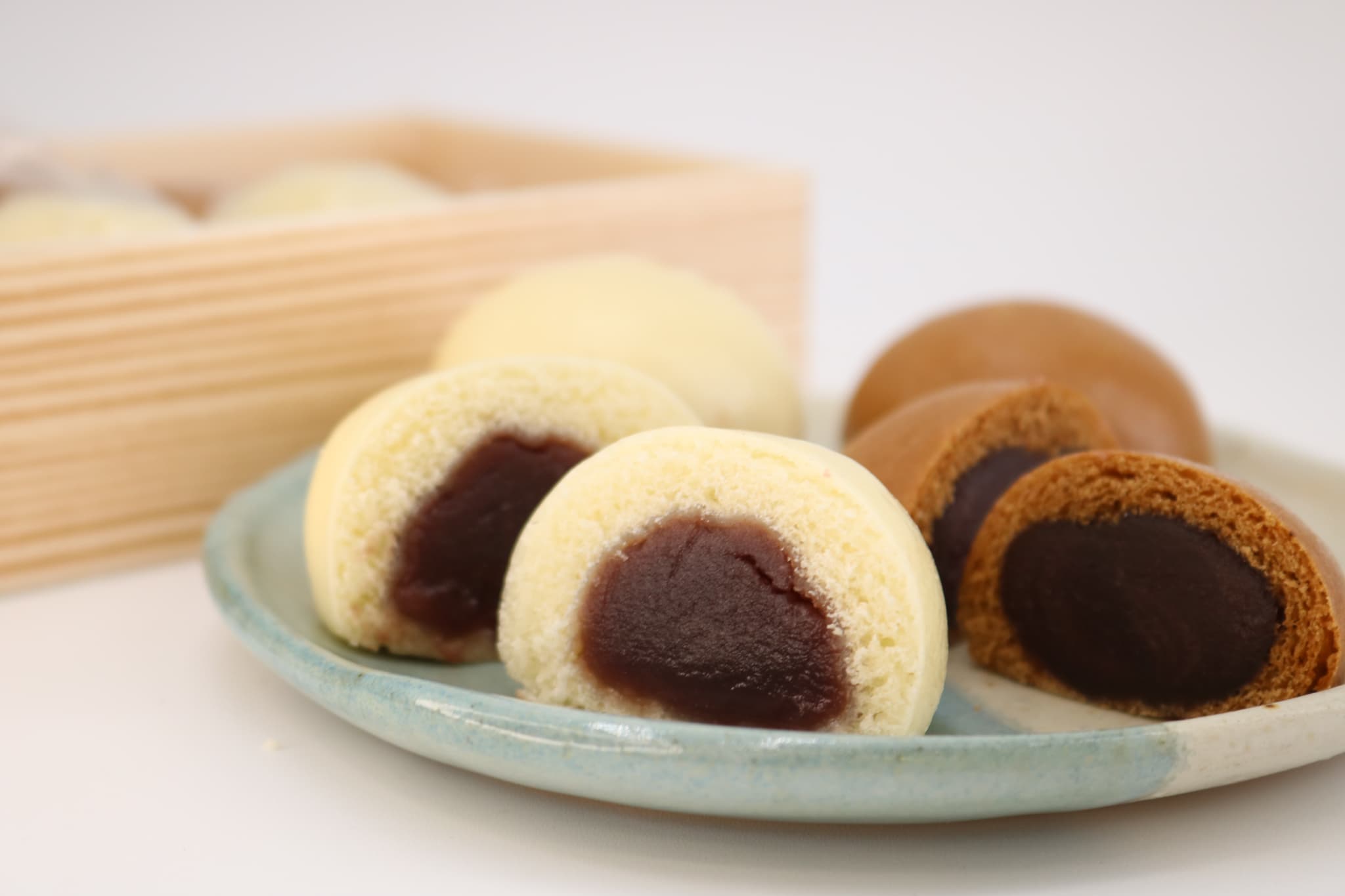 和菓子 片瀬 饅頭 2種 詰め合わせ 10個入 茶饅頭 酒饅頭 自家製餡 酒まんぢゅう わがし wagasi まんじゅう manjuu お取り寄せ 小分け 贈答 ギフト 冷凍 冷凍スイーツ 個包装 お土産 伝統和菓子 和スイーツ スイーツ 神奈川県指定 銘菓 名店 伝承 江ノ島 江の島 土産 天保元年 創業 上州屋 神奈川 湘南 藤沢