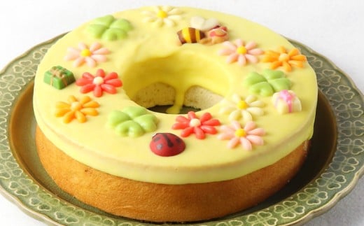 バームクーヘン バウムクーヘン 湘南クーヘン フラワーリース 菓子 洋菓子 焼き菓子 お菓子 おかし スイーツ おやつ 美味しい 手作り ドルチェ デザート 冷蔵 バター 卵 玉子 tamago タマゴ ブランデー 果実酒 ギフト プレゼント 誕生日 ご褒美 お取り寄せ かわいい 菊野屋製菓舗 神奈川 湘南 藤沢