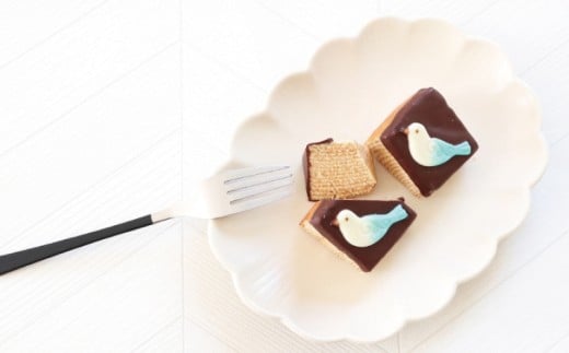 バームクーヘン 青い鳥クーヘン 8個 国産 バター チョコ チョコレート 卵 玉子 tamago タマゴ  菓子 洋菓子 焼き菓子 お菓子 おかし スイーツ おやつ 美味しい 手作り ドルチェ デザート 冷蔵 ブランデー 果実酒 ギフト プレゼント お取り寄せ 個包装 菊野屋製菓舗 神奈川 湘南 藤沢