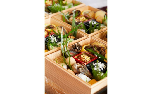 おせち 2段重 (5～6人前 )  7寸 ミシュラン 4年連続 三つ星 獲得 日本料理 幸庵 お節