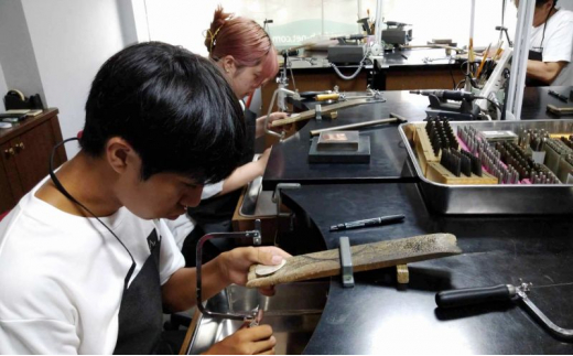 彫金 刻印 ペンダント トップ 制作 体験 コース 2名 初心者 SILVER シルバー 湘南 江の島