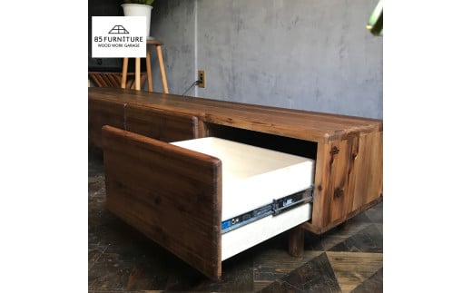 TV台 180×35cm 引き出しタイプ 台 テレビ台 収納 棚 たな タナ tana 手仕上げ 木目 送り物 プレゼント オリジナル リビング ハンドメイド 贈り物 1点物 国産 杉材 無垢材 木目 便利 レトロ おしゃれ インテリア 85ファニチャー神奈川 湘南 藤沢