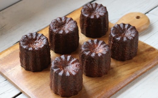 カヌレ ラージサイズカヌレ かぬれ 米粉 平飼い卵 グルテンフリー 焼き菓子  おかし スイーツ BAKEHOUSE 神奈川 湘南 藤沢