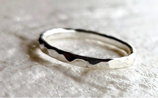 シルバーリング 槌目リング 1.8ミリ 選べるサイズ  アクセサリー 指輪 アクセサリー ジュエリー シルバー リング レディース メンズ ペア シンプル 一点もの 華奢リング ピンキーリング プレゼント ギフト 贈り物 シルバー950 ふるさと納税 10000円 リング SILVER  FABBRICA OSAWA 神奈川 湘南 藤沢